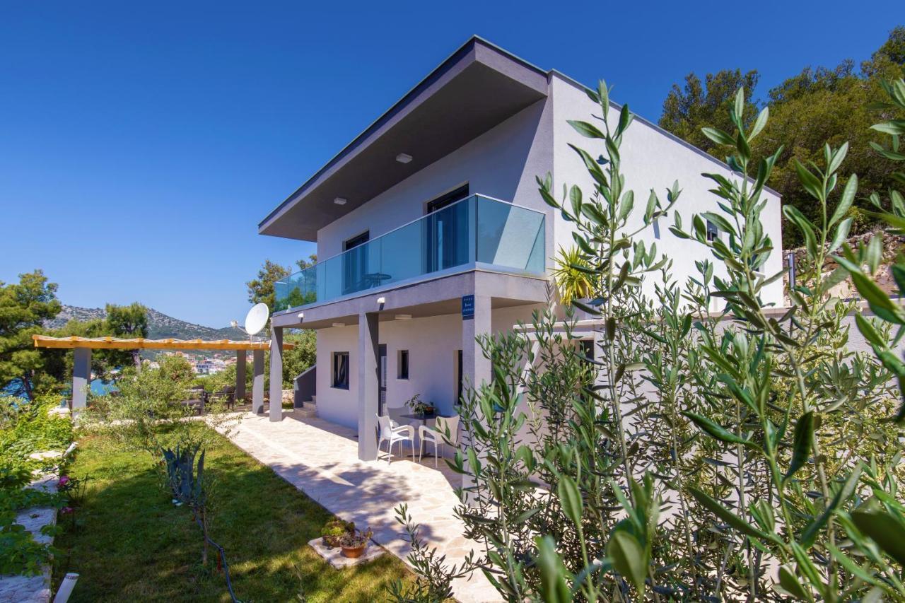 Villa Regina With Heated Pool And Sea View Marina  Exterior foto