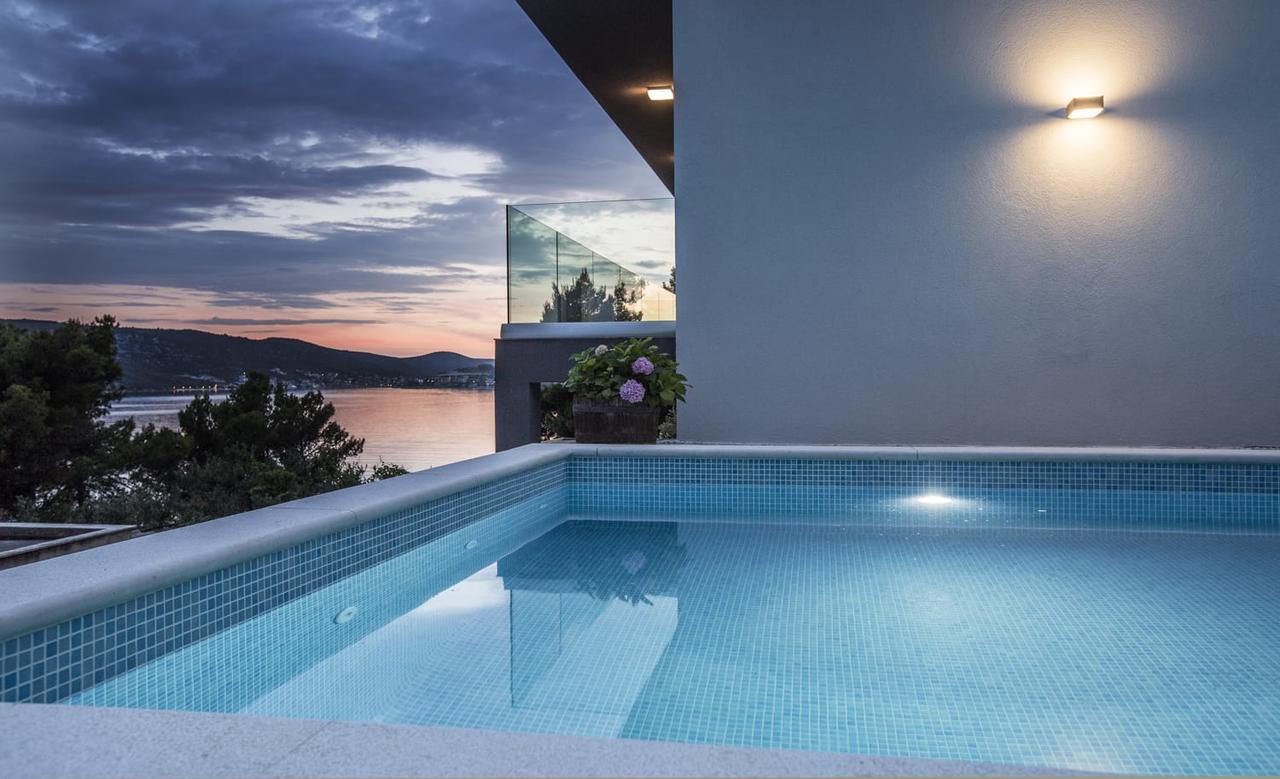 Villa Regina With Heated Pool And Sea View Marina  Exterior foto